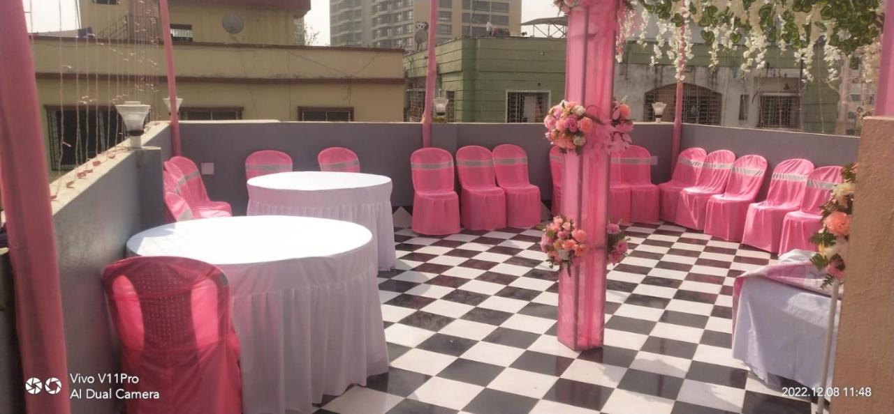 La Cresta Inn Kolkata Eksteriør bilde