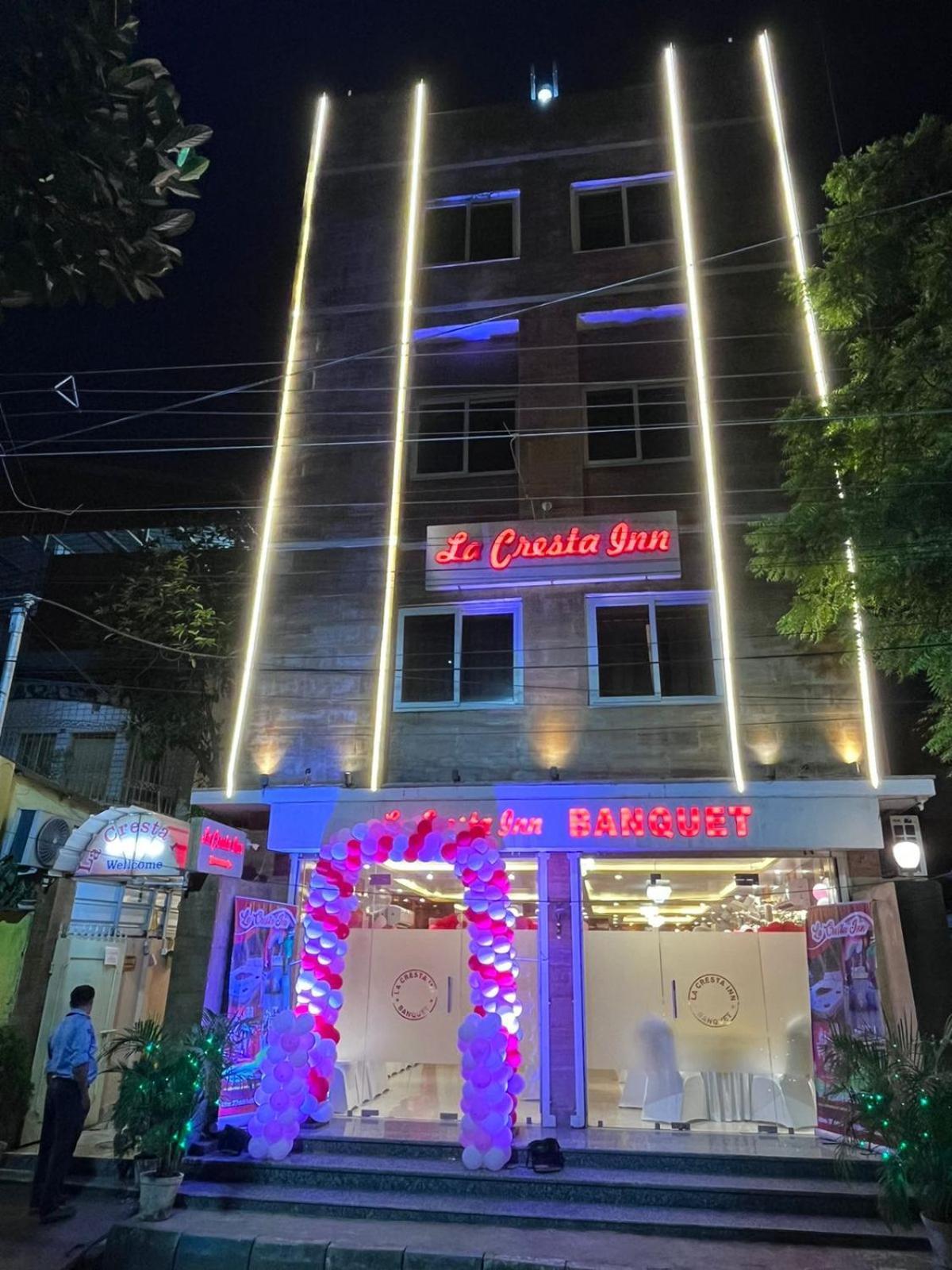 La Cresta Inn Kolkata Eksteriør bilde